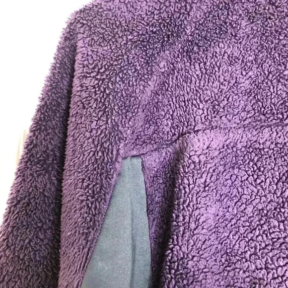 Columbia Purple  Sherpa Style Jacket Size Medium - Picture 14 of 16